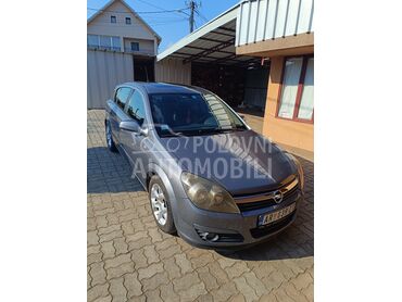 Opel Astra H, 2.200 €, 2004. Hečbek, Dizel | 1686 cm3, 24.555 km, 74kW (101 KS), Manuelni 5 brzina, 4/5 vrata, 5 sedišta, Gornji Milanovac
