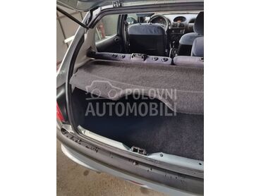 Peugeot 206, 1.499 €, 2002. Hečbek, Dizel | 2000 cm3, 224.630 km, 66kW (90 KS), Manuelni 5 brzina, 4/5 vrata, 5 sedišta, Šabac