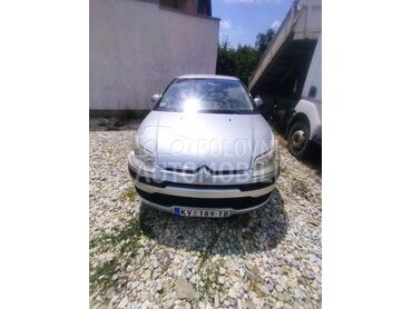 Citroen C4, 1.400 €, 2005. Hečbek, Benzin | 1360 cm3, 200.000 km, 65kW (88 KS), Manuelni 5 brzina, 4/5 vrata, 5 sedišta, Kragujevac