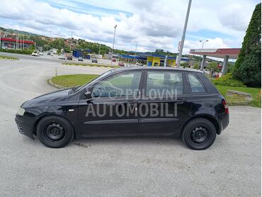 Fiat Stilo 1.9JTD/REG.DUGOO, 690 €, 2003. Limuzina, Dizel | 1910 cm3, 329.686 km, 85kW (116 KS), Manuelni 5 brzina, 4/5 vrata, 5 sedišta, Gornji Milanovac