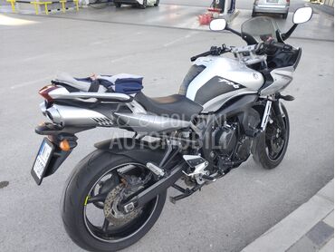 Yamaha Fazer FZ6S-2, 4.350 €, 2009. , 598 cm3, 57.850 km, 72kW (98 KS), Touring, Niš