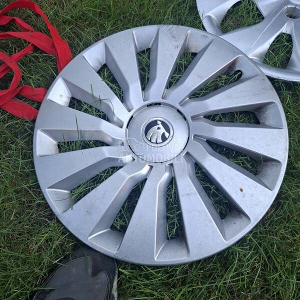 Ratkapne skoda 16" Bez rupa