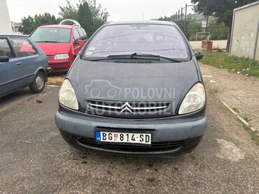 Citroen Xsara Picasso 2.0 HDi, 850 €, 2001. Monovolumen (MiniVan), Dizel | 1997 cm3, 300.000 km, 66kW (90 KS), Manuelni 5 brzina, 4/5 vrata, 5 sedišta, Zvezdara