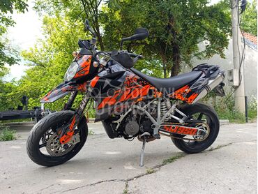 KTM 950 Supermoto, 3.300 €, 2006. , 950 cm3, 75.000 km, 74kW (101 KS), Supermoto, Beograd