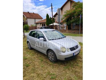 Volkswagen Polo 1.9 SDI, 1.750 €, 2004. Hečbek, Dizel | 1890 cm3, 267.000 km, 47kW (64 KS), Manuelni 5 brzina, 4/5 vrata, 5 sedišta, Idvor
