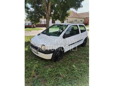Renault Twingo 2 0 0 7  K L I M A, 1.250 €, 2007. Hečbek, Benzin | 1149 cm3, 135.000 km, 43kW (58 KS), Manuelni 5 brzina, 2/3 vrata, 4 sedišta, Plandište