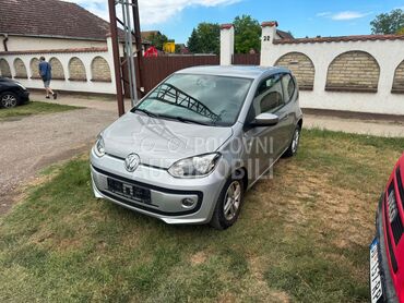 Volkswagen up!, 3.650 €, 2013. Hečbek, Benzin + Metan (CNG) | 999 cm3, 159.000 km, 50kW (68 KS), Manuelni 5 brzina, 2/3 vrata, 4 sedišta, Subotica