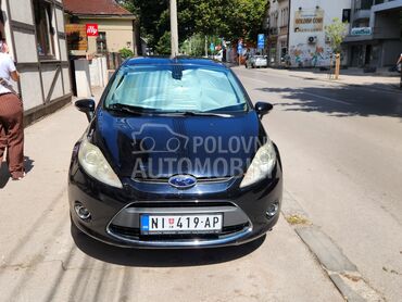 Ford Fiesta 1.4 TREND, 4.100 €, 2009. Hečbek, Benzin | 1388 cm3, 176.465 km, 71kW (97 KS), Manuelni 5 brzina, 4/5 vrata, 5 sedišta, Niš