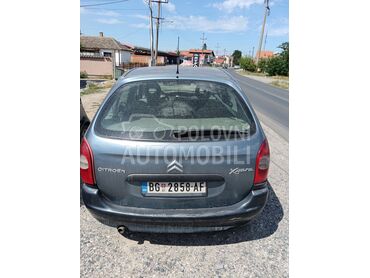 Citroen Xsara Picasso, 500 €, 2006. Monovolumen (MiniVan), Benzin | 1587 cm3, 200.500 km, 70kW (95 KS), Manuelni 5 brzina, 4/5 vrata, 5 sedišta, Obrenovac