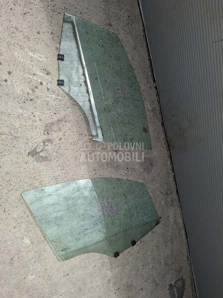 prednje staklo, vozac, suvozac za Citroen DS4