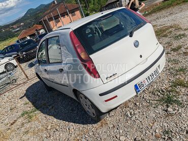 Fiat Punto 1.3mjt, 800 €, 2007. Hečbek, Dizel | 1248 cm3, 265.840 km, 55kW (75 KS), Manuelni 5 brzina, 4/5 vrata, 5 sedišta, Boleč