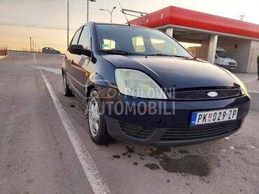 Ford Fiesta H I T N O samo 999e (može zamena), 999 €, 2004. Hečbek, Dizel | 1399 cm3, 200.000 km, 50kW (68 KS), Manuelni 5 brzina, 4/5 vrata, 5 sedišta, Niš