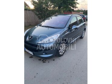 Peugeot 207, 3.149 €, 2006. Hečbek, Benzin | 1360 cm3, 143.931 km, 65kW (88 KS), Manuelni 5 brzina, 4/5 vrata, 4 sedišta, Budisava