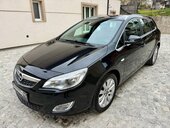 Opel Astra J 1.7 CDTI COSMO