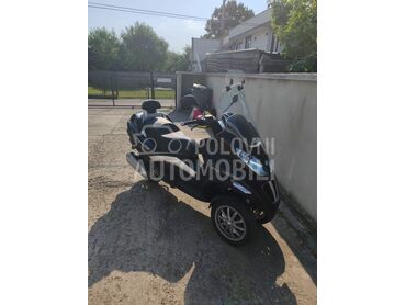 Piaggio MP3