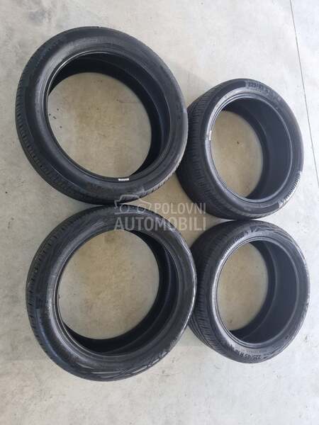 Continental 225/45 R18 Letnja