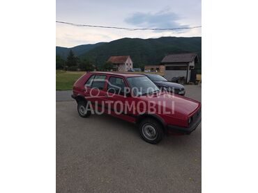 Volkswagen Golf 2, 2.800 €, 1987. Limuzina, Dizel | 1600 cm3, 111.111 km, 54kW (73 KS), Manuelni 5 brzina, 4/5 vrata, 5 sedišta, Kragujevac