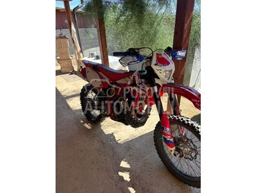 Beta 300 RR, 3.800 €, 2015. , 300 cm3, 1 km, 40kW (54 KS), Enduro / Cross, Lučani (Varošica)