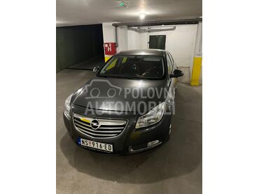 Opel Insignia 2.0 CDTI, 2.500 €, 2009. Limuzina, Dizel | 1956 cm3, 223.006 km, 96kW (131 KS), Manuelni 6 brzina, 4/5 vrata, 5 sedišta, Novi Sad