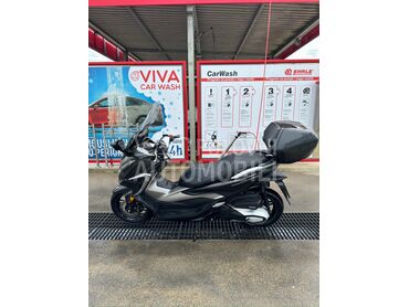 Honda Forza, 4.600 €, 2022. , 364 cm3, 11.890 km, 22kW (29 KS), Scooter, Zrenjanin