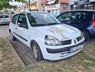 Renault Clio, 1.099 €, 2003. Hečbek, Dizel | 1461 cm3, 291.000 km, 48kW (65 KS), Manuelni 5 brzina, 2/3 vrata, 5 sedišta, Novi Beograd