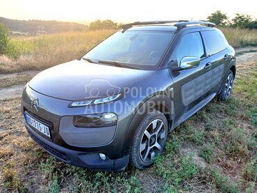 Citroen C4 Cactus 1.2 PureTech, 6.150 €, 2015. Džip/SUV, Benzin | 1199 cm3, 176.000 km, 60kW (82 KS), Manuelni 5 brzina, 4/5 vrata, 5 sedišta, Novi Sad