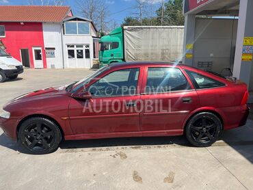 Opel Vectra B, 1.700 €, 2002. Limuzina, Benzin | 1600 cm3, 240.000 km, 74kW (101 KS), Automatski / poluautomatski, 4/5 vrata, 5 sedišta, Popinci