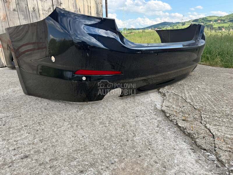 BMG G30 prednji i zadnji branik za BMW 525 od 2017. do 2021. god.