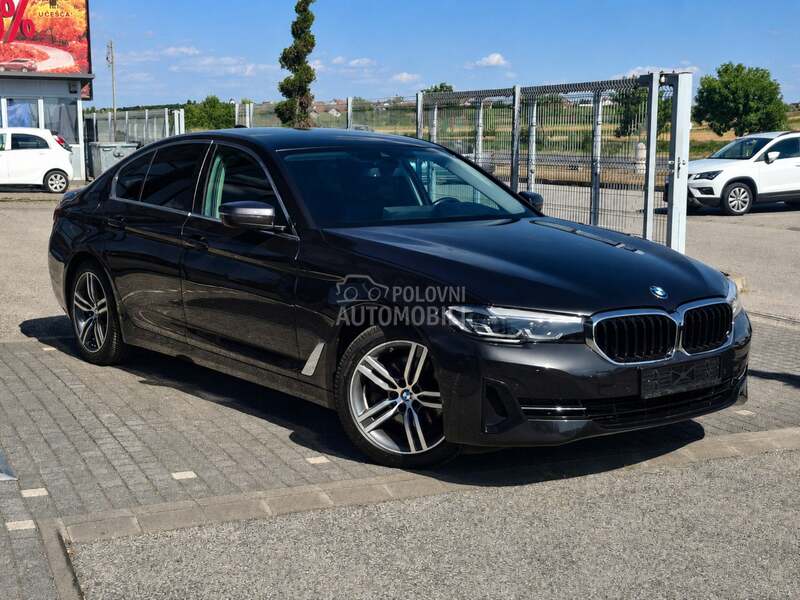 BMW 518 2022 photo 2