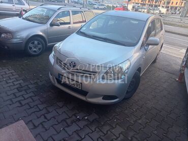 Toyota Verso 2.0d4d (može zamena), 6.000 €, 2010. Monovolumen (MiniVan), Dizel | 1998 cm3, 265.000 km, 93kW (126 KS), Manuelni 6 brzina, 4/5 vrata, 5 sedišta, Beograd