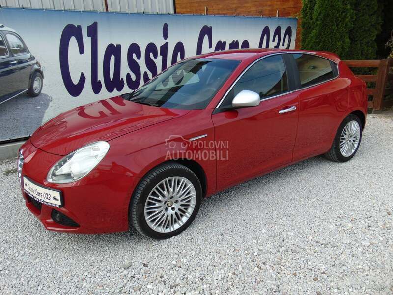 Alfa Romeo Giulietta 1.4 ОТЛИЧИТЕЛЬНЫЙ