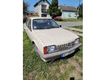 Opel Ascona, 850 €, 1985. Limuzina, Benzin + Gas (TNG) | 1598 cm3, 220.000 km, 66kW (90 KS), Manuelni 4 brzine, 4/5 vrata, 5 sedišta, Titel