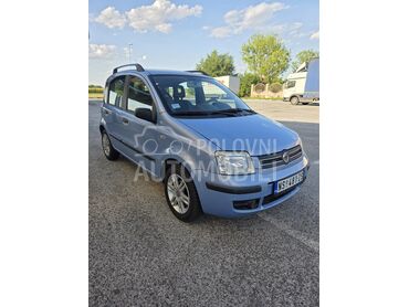 Fiat Panda 1.2, 3.100 €, 2008. Hečbek, Benzin | 1242 cm3, 173.541 km, 44kW (60 KS), Manuelni 5 brzina, 4/5 vrata, 4 sedišta, Srbobran