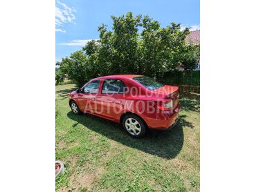 Dacia Logan 1.2, 3.200 €, 2013. Limuzina, Benzin | 1149 cm3, 127.000 km, 55kW (75 KS), Manuelni 5 brzina, 4/5 vrata, 5 sedišta, Novi Beograd
