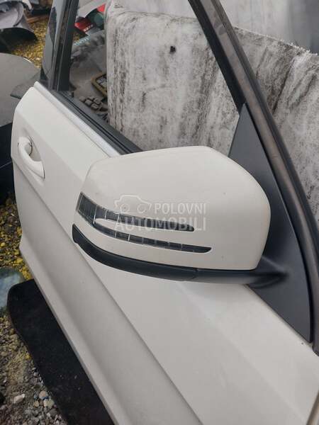 retrovizor za Mercedes Benz ML 230, ML 250, ML 270 ... od 2011. do 2015. god.