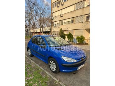 Peugeot 206, 1.700 €, 2006. Hečbek, Dizel | 1398 cm3, 202.000 km, 50kW (68 KS), Manuelni 5 brzina, 2/3 vrata, 5 sedišta, Novi Beograd