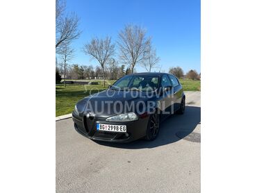 Alfa Romeo 147, 1.450 €, 2005. Hečbek, Dizel | 1910 cm3, 350.000 km, 110kW (150 KS), Manuelni 6 brzina, 4/5 vrata, 5 sedišta, Obrenovac