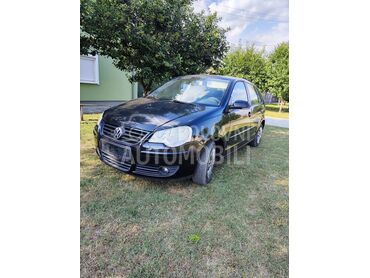 Volkswagen Polo 1.4, 1.999 €, 2005. Hečbek, Benzin | 1390 cm3, 252.527 km, 55kW (75 KS), Manuelni 5 brzina, 4/5 vrata, 5 sedišta, Čurug
