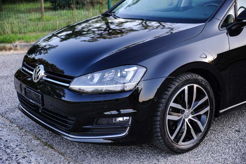 Volkswagen Golf 7 2012 photo 2