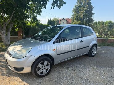 Ford Fiesta 1.4HDI, 1.200 €, 2003. Hečbek, Dizel | 1398 cm3, 243.200 km, 50kW (68 KS), Manuelni 5 brzina, 2/3 vrata, 5 sedišta, Futog