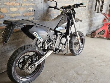 CPI sm50, 300 €, 2006. , 49 cm3, 999 km, 4kW (5 KS), Supermoto, Kovin
