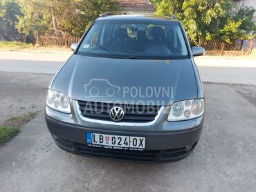 Volkswagen Touran 1.9TDI (može zamena), 3.000 €, 2006. Limuzina, Dizel | 1895 cm3, 220.000 km, 77kW (105 KS), Manuelni 6 brzina, 4/5 vrata, 5 sedišta, Bojnik