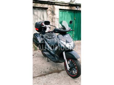 Piaggio Beverly 250 ie, 2.200 €, 2007. , 244 cm3, 39.700 km, 16kW (22 KS), Scooter, Beograd