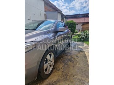 Renault Megane, 3.800 €, 2009. Hečbek, Dizel | 1870 cm3, 250.000 km, 96kW (131 KS), Manuelni 6 brzina, 4/5 vrata, 5 sedišta, Novi Beograd