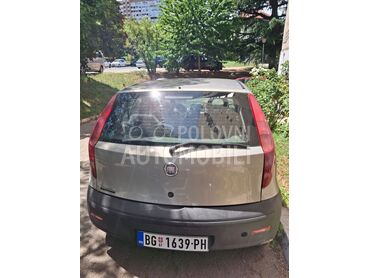 Fiat Punto 1.2, 1.590 €, 2010. Hečbek, Benzin | 1242 cm3, 168.500 km, 44kW (60 KS), Manuelni 5 brzina, 4/5 vrata, 5 sedišta, Beograd