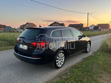 Opel Astra J 1.6 cdti COSMO/AMBI, 6.399 €, 2014. Karavan, Dizel | 1598 cm3, 250.000 km, 81kW (110 KS), Manuelni 6 brzina, 4/5 vrata, 5 sedišta, Busije