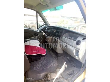 Renault Master 2.5, 4.000 €, 2006. , 263 km, Dostavni kombi do 3.5t, Dizel, 2500 cm3, Manuelni menjač, Dublje