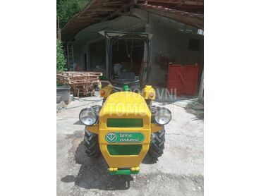 Tomo Vinković TV 530, 3.300 €, 1988. , Zglobni traktori, 23kW (31 KS), 4x4, Ratarstvo, Novi Pazar