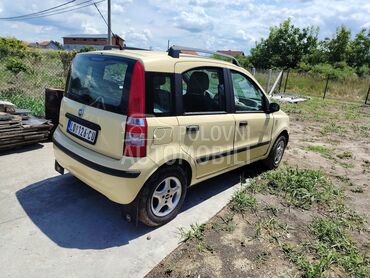 Fiat Panda, 2.400 €, 2004. Hečbek, Benzin | 1242 cm3, 214.800 km, 44kW (60 KS), Manuelni 5 brzina, 4/5 vrata, 4 sedišta, Palilula