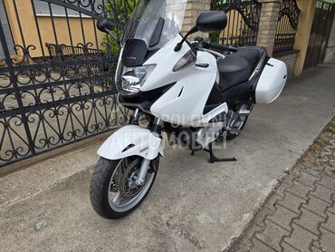 Honda NT 700VA Deauville, 3.350 €, 2011. , 680 cm3, 45.000 km, 49kW (66 KS), Touring, Sremska Mitrovica